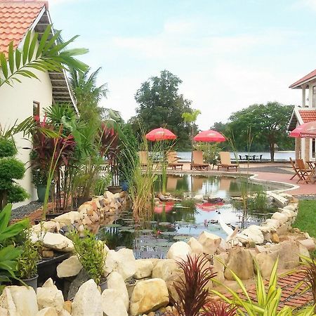 Pink Sands Villa (Adults Only) Kampot Kültér fotó